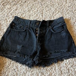Womens Free People black jean shorts rips sz 25